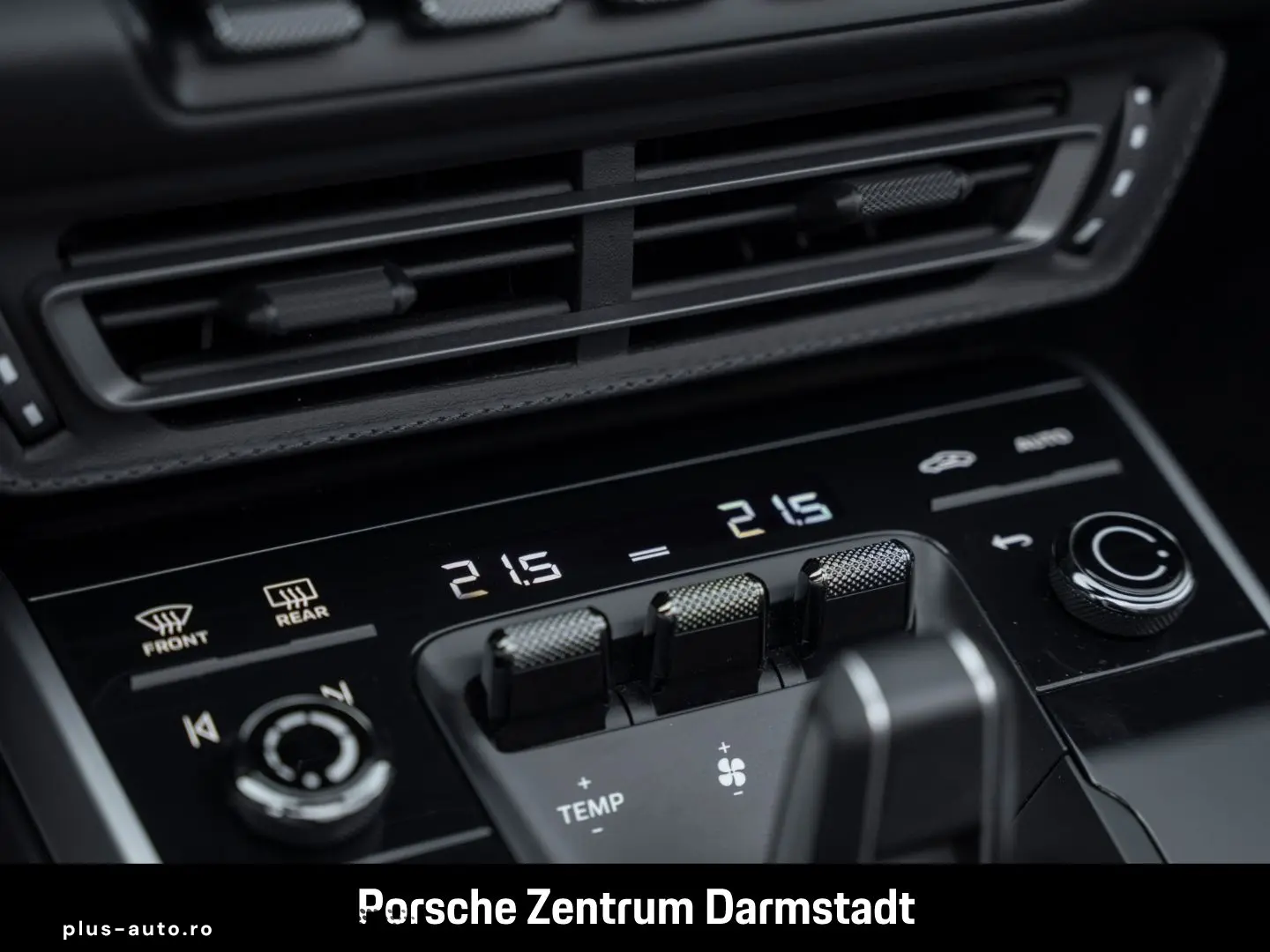 PORSCHE 992 911 Turbo S Cabrio Burmester Liftsystem-VA