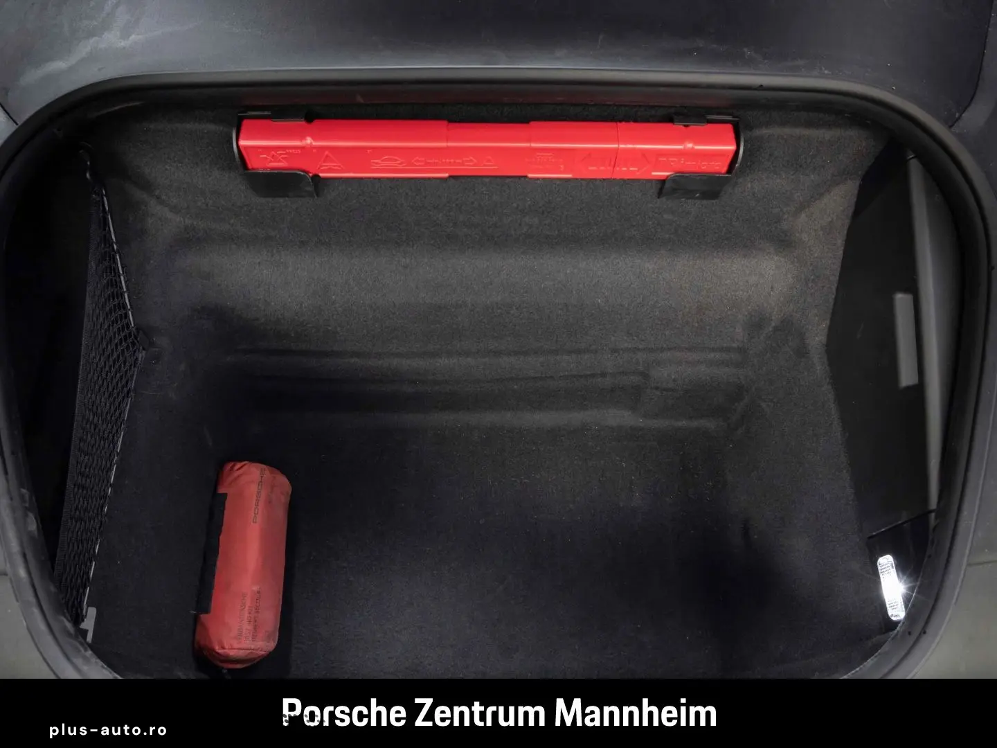 PORSCHE 992 -2 (911) Targa 4 GTS