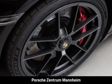 PORSCHE 992 -2 (911) Targa 4 GTS