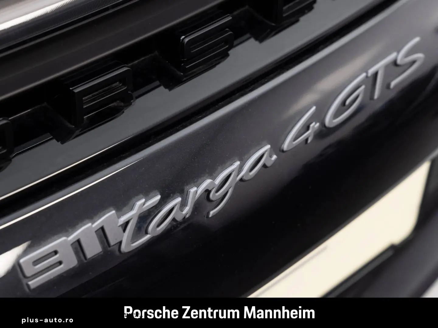 PORSCHE 992 -2 (911) Targa 4 GTS