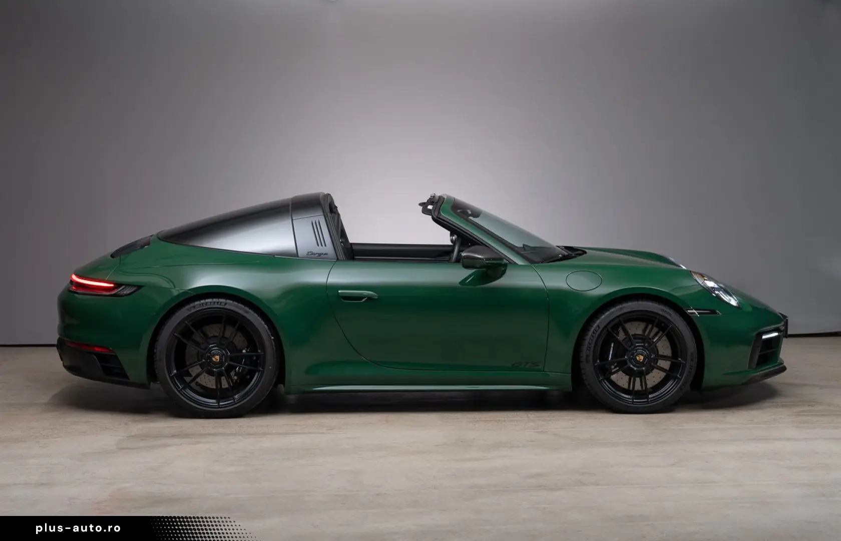 PORSCHE 992.2 4 GTS Targa