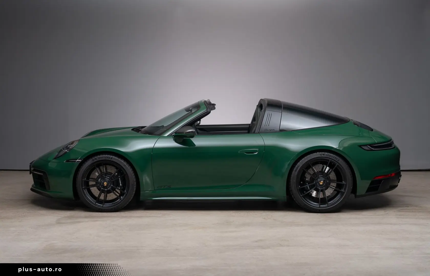 PORSCHE 992.2 4 GTS Targa