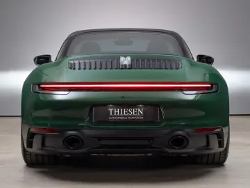 PORSCHE 992.2 4 GTS Targa