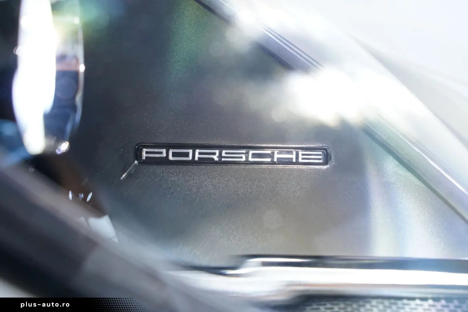 PORSCHE 911 992 Carrera 4 S Chrono Bose PASM Carbon