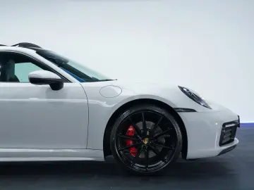 PORSCHE 911 992 Carrera 4 S Chrono Bose PASM Carbon