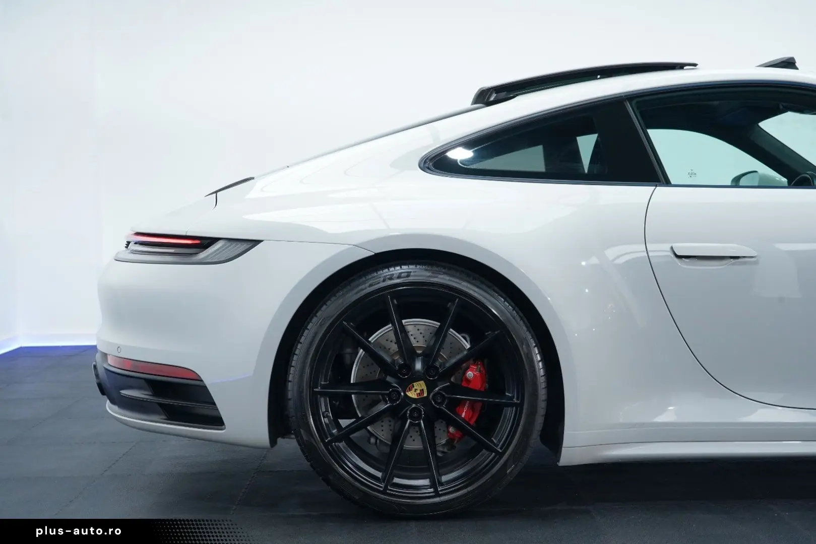 PORSCHE 911 992 Carrera 4 S Chrono Bose PASM Carbon