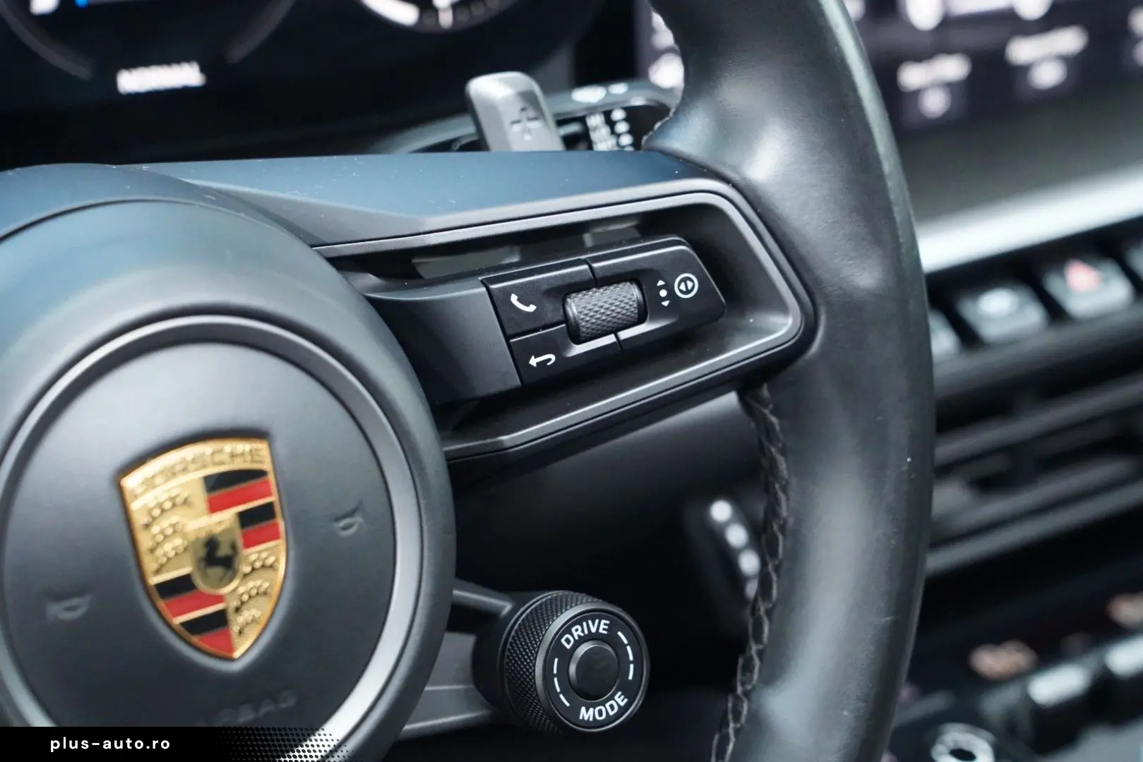 PORSCHE 911 992 Carrera 4 S Chrono Bose PASM Carbon