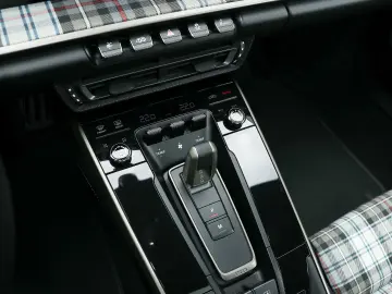 PORSCHE 992 911 Turbo 50 Jahre Burmester Liftsystem-VA