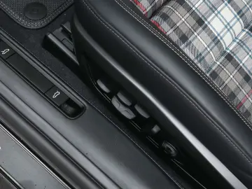 PORSCHE 992 911 Turbo 50 Jahre Burmester Liftsystem-VA