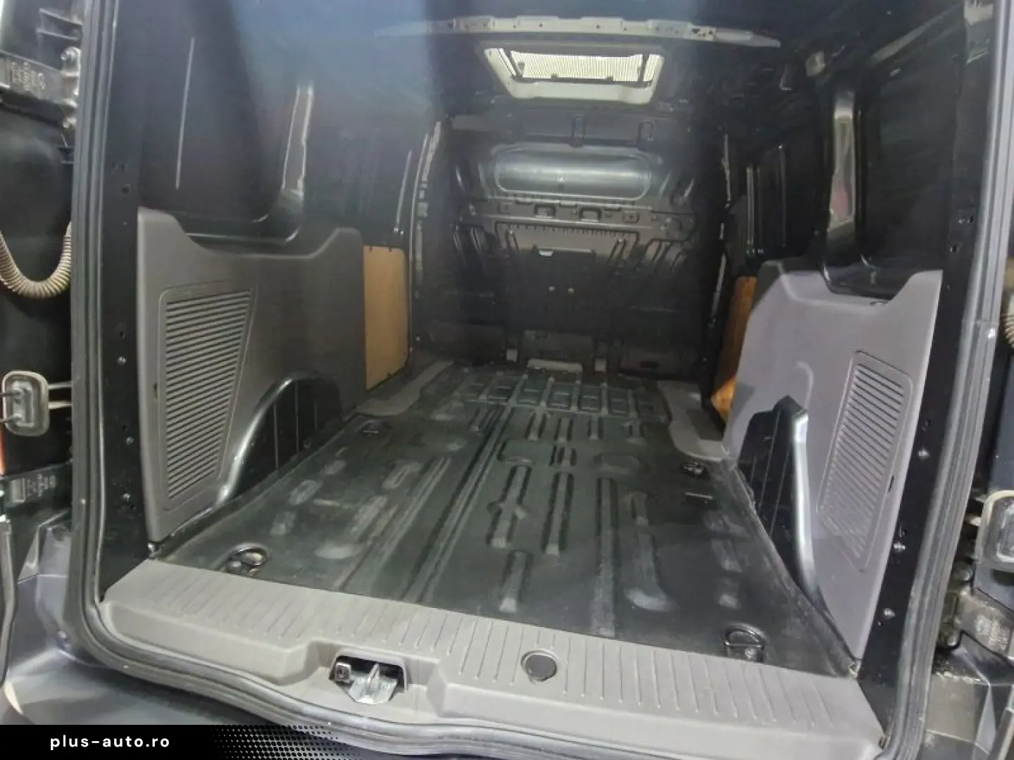 FORD TRANSIT CONNECT 1.0 EcoBoost 100CP Base SWB
