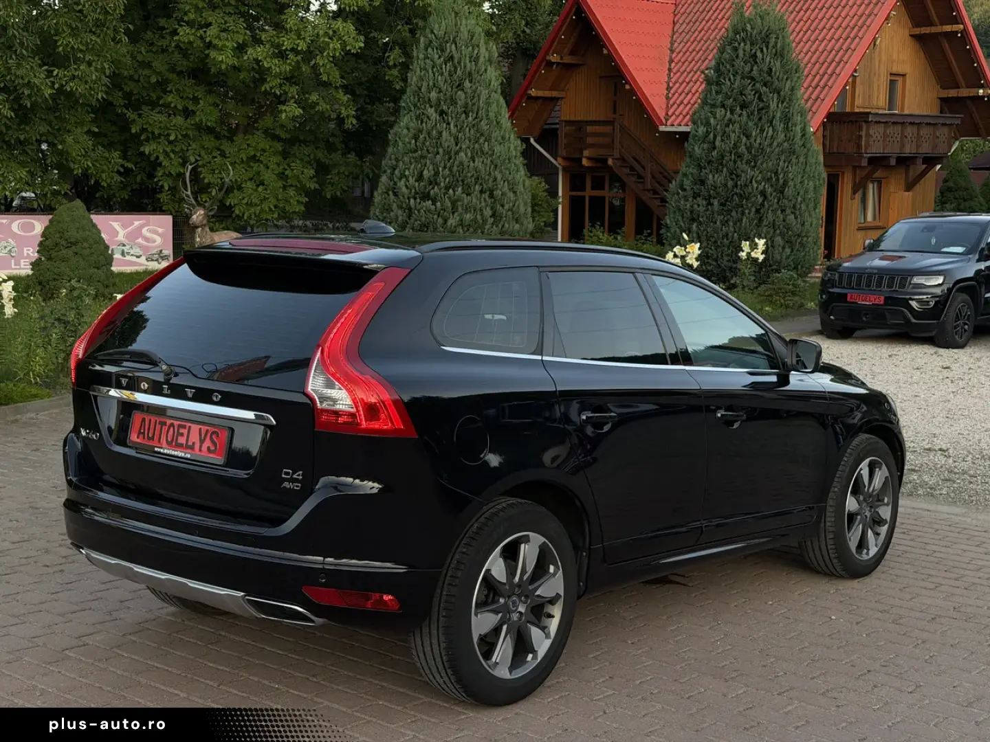 VOLVO XC60 D4 AWD  Geartronic  Momentum  03 2014