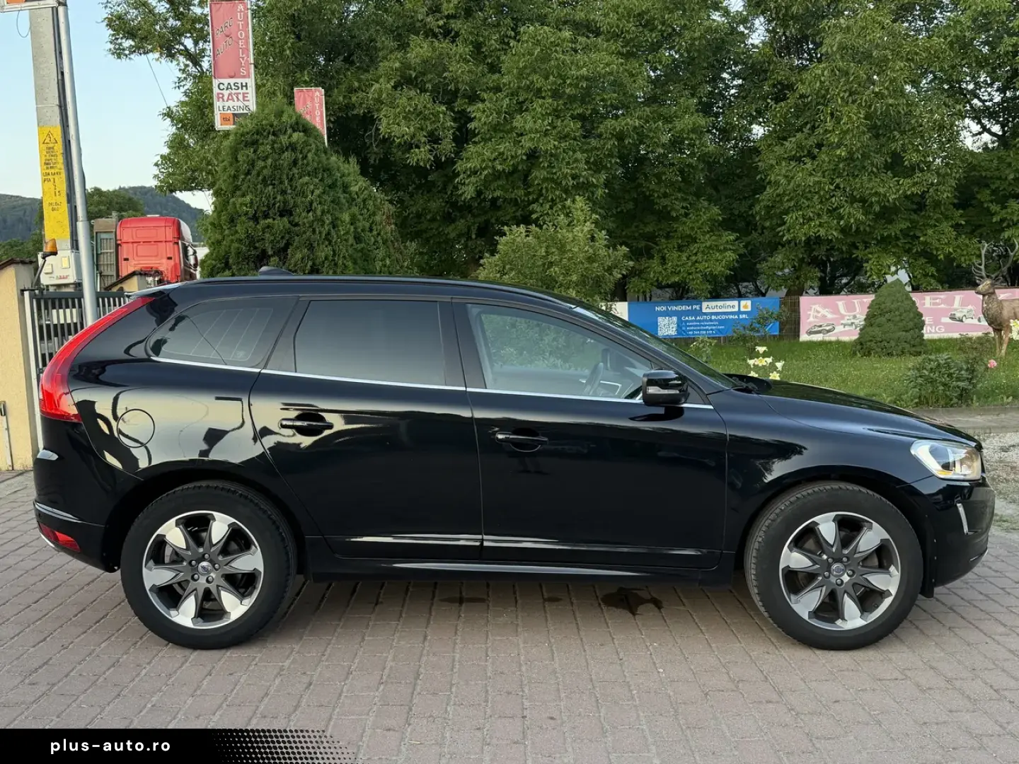 VOLVO XC60 D4 AWD  Geartronic  Momentum  03 2014