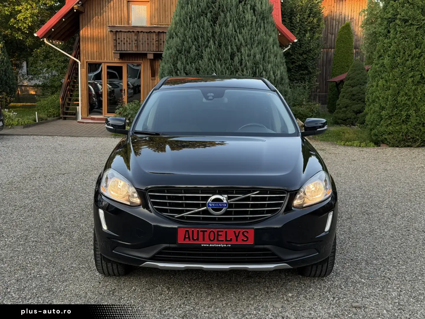 VOLVO XC60 D4 AWD  Geartronic  Momentum  03 2014