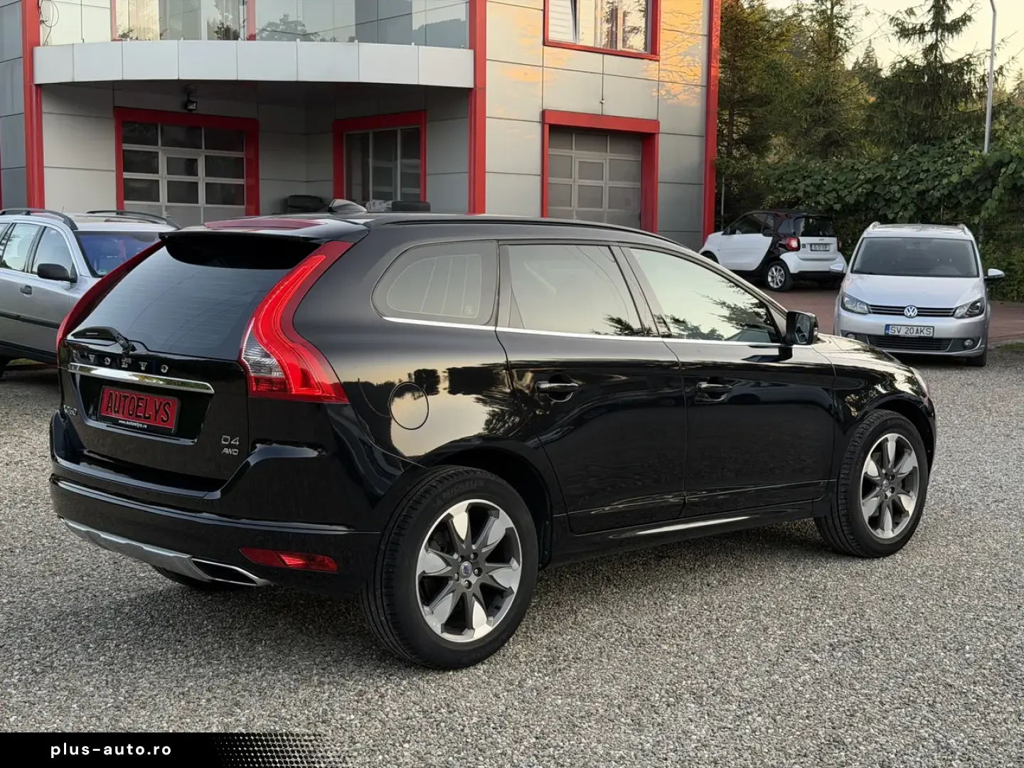 VOLVO XC60 D4 AWD  Geartronic  Momentum  03 2014