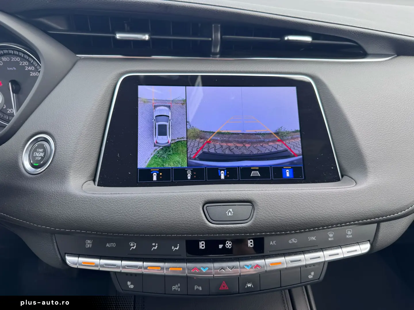 Cadillac XT4 SUV 2024