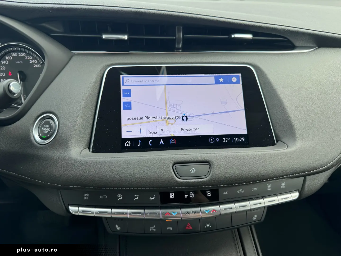 Cadillac XT4 SUV 2024