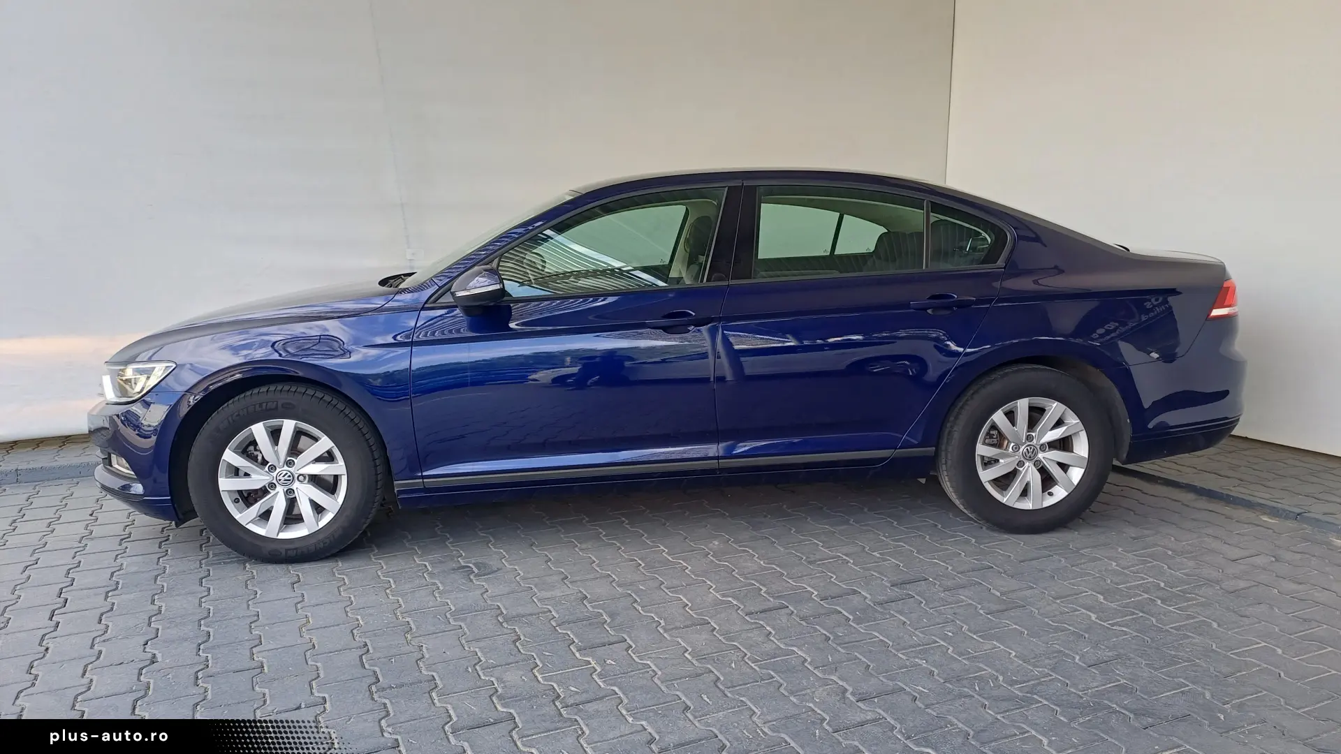 Volkswagen Passat Advance 2.0 TDI