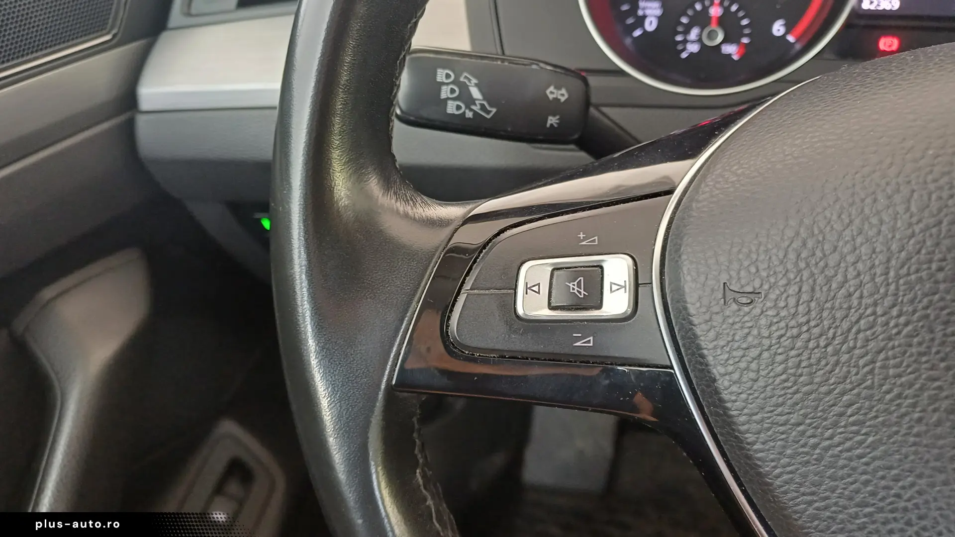 Volkswagen Passat Advance 2.0 TDI