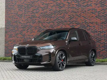 BMW X5 xDrive50e M Sport Pro - PHEV - Sky Lounge - B&W