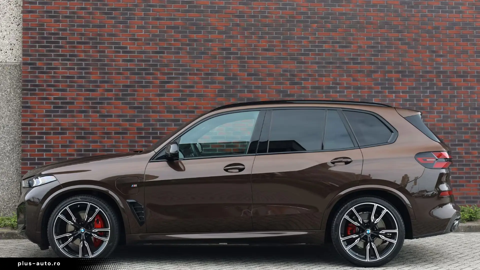BMW X5 xDrive50e M Sport Pro - PHEV - Sky Lounge - B&W