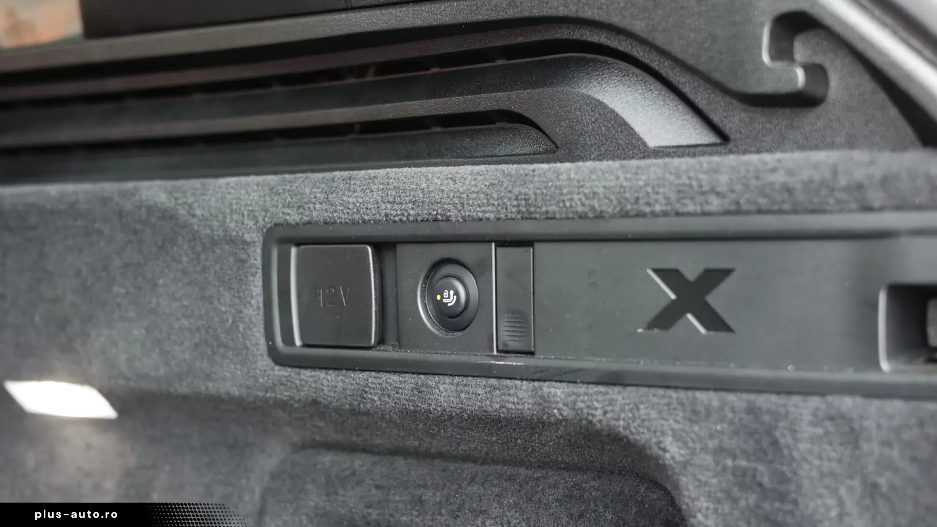 BMW X5 xDrive50e M Sport Pro - PHEV - Sky Lounge - B&W