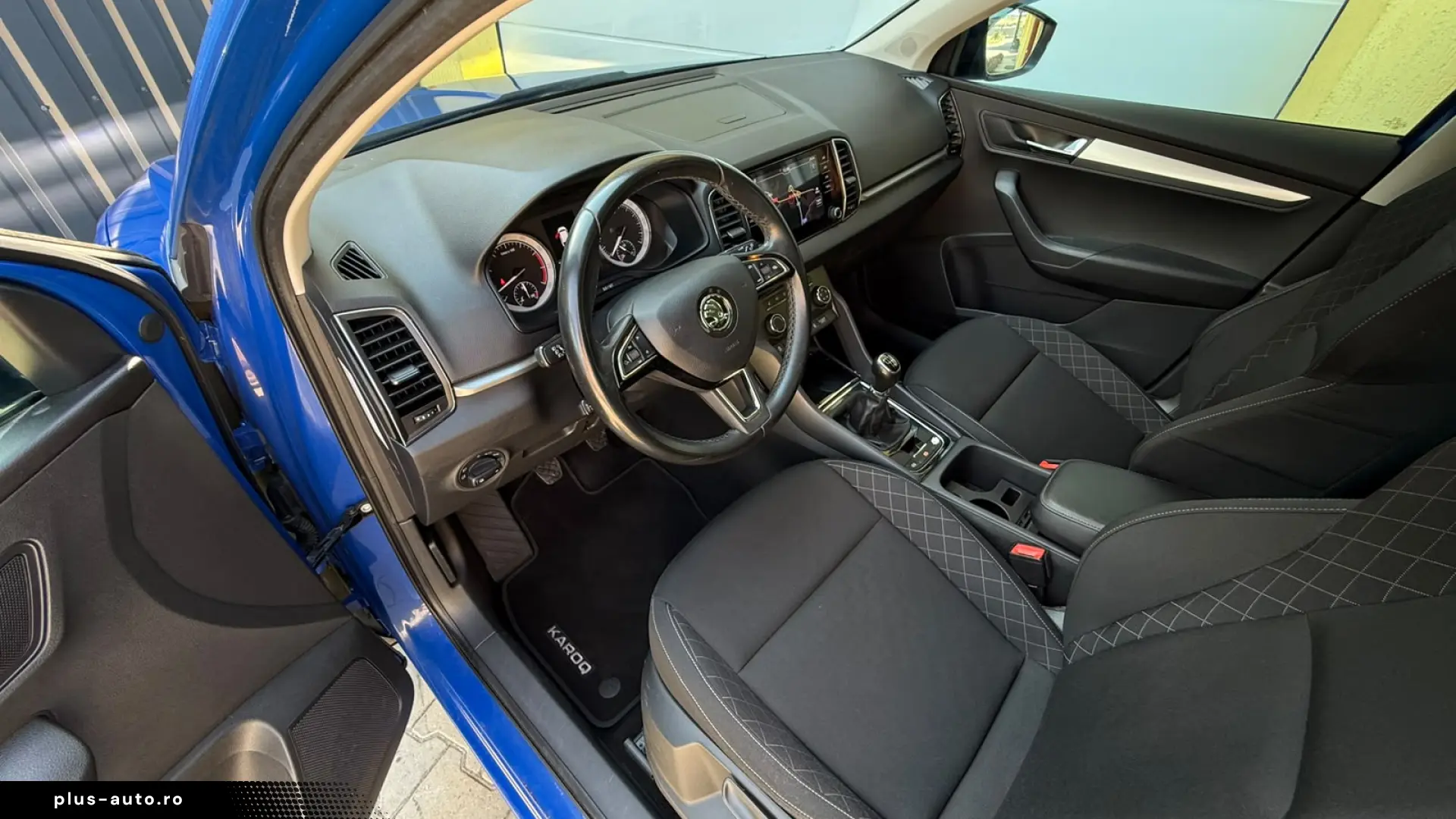 Skoda Karoq - 1.5 Tsi   150cp   Manual 6 1   LED    Camera