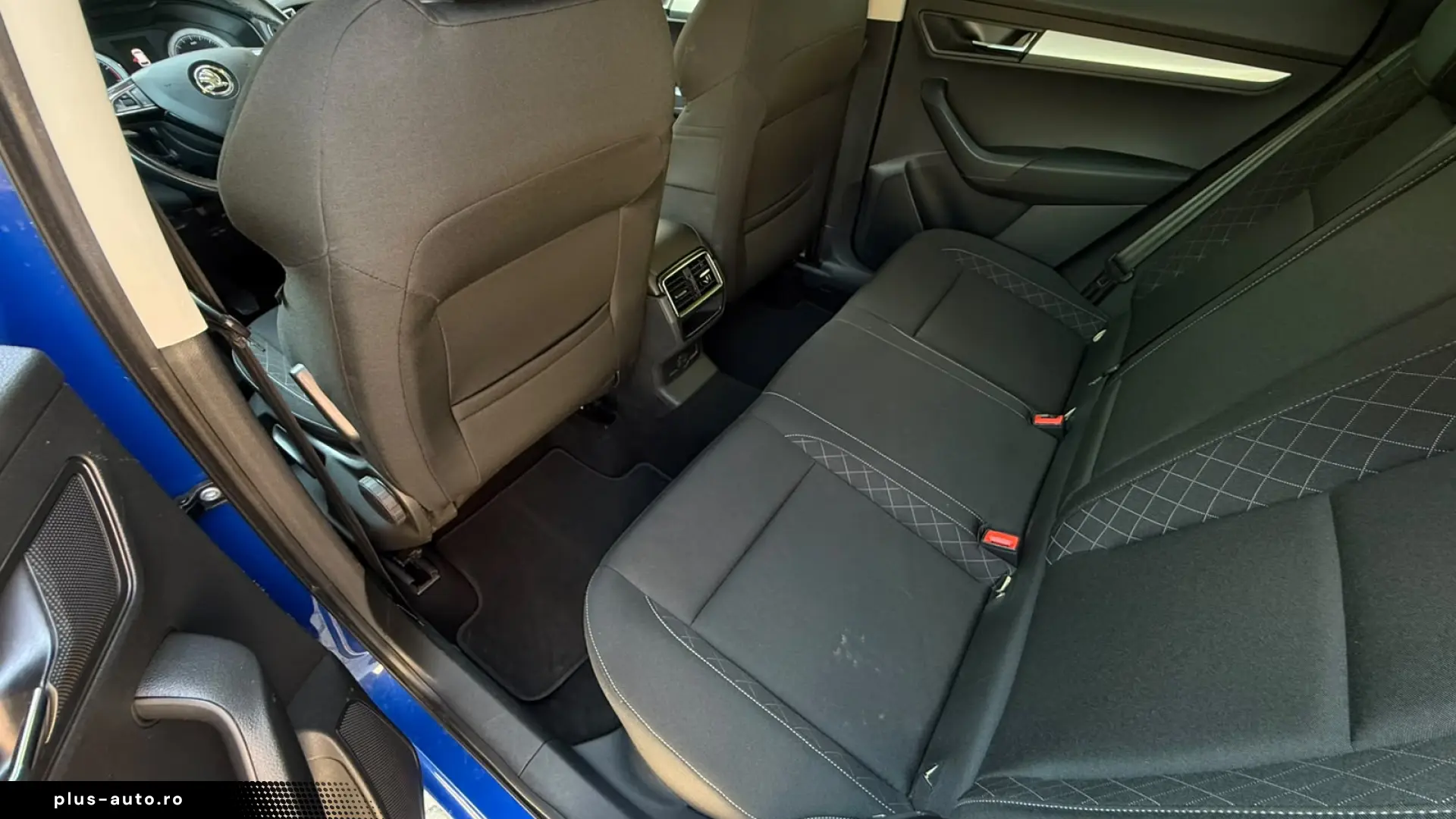 Skoda Karoq - 1.5 Tsi   150cp   Manual 6 1   LED    Camera