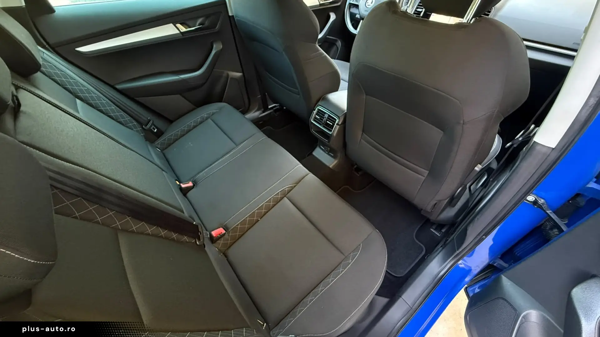 Skoda Karoq - 1.5 Tsi   150cp   Manual 6 1   LED    Camera