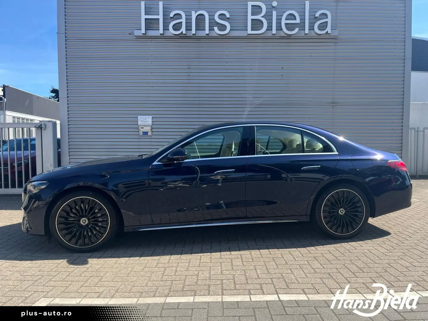 MERCEDES-BENZ E 300e Exclusive Prem  Supers Bur Airm Pan