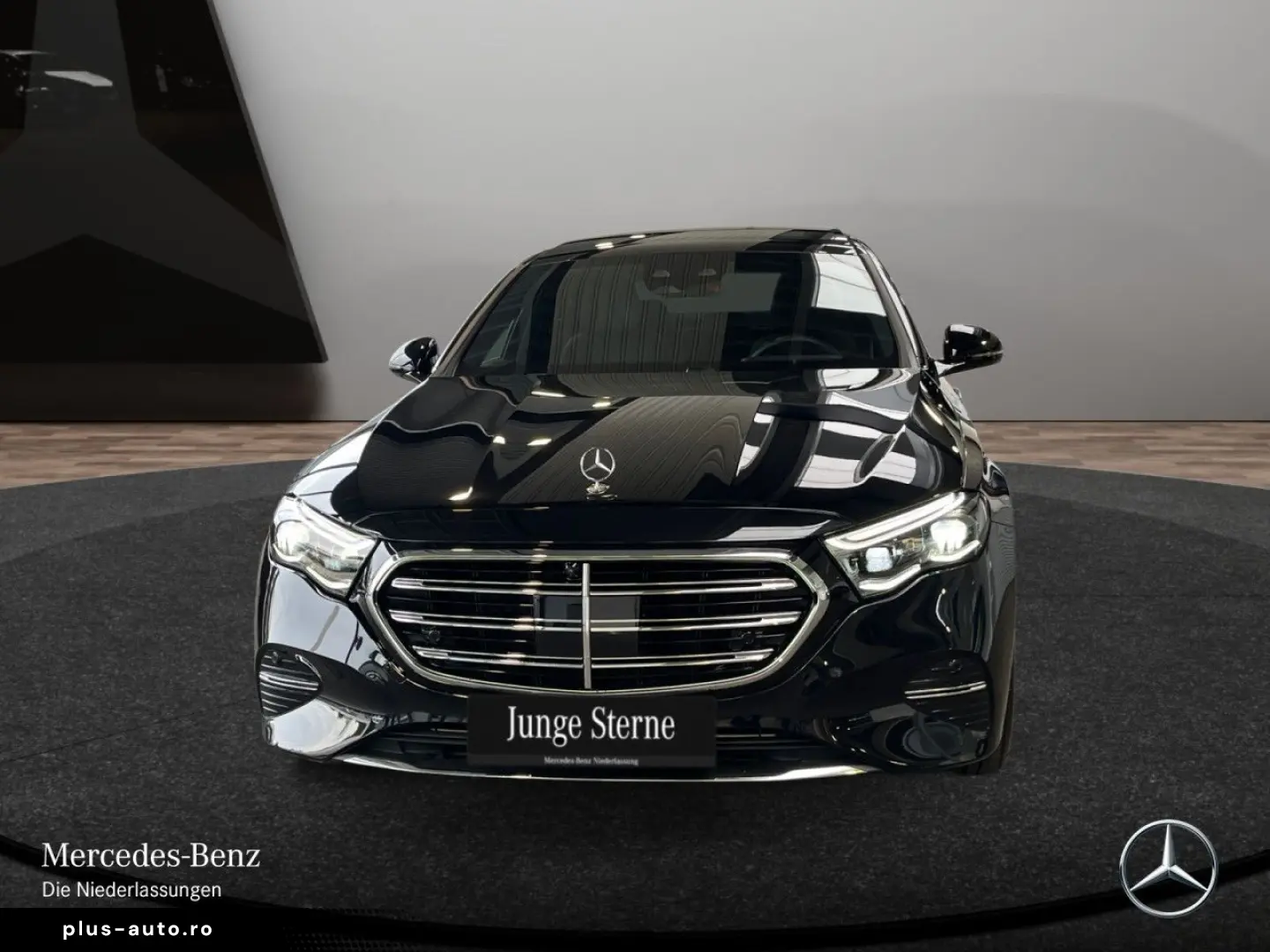 MERCEDES-BENZ E 300e 4M EXCLUSIVE Pre  Pano Superscreen