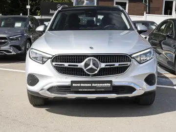 MERCEDES-BENZ GLC 220 d 4M AVANTGARDE ADV PANO LED