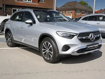 MERCEDES-BENZ GLC 220 d 4M AVANTGARDE ADV PANO LED