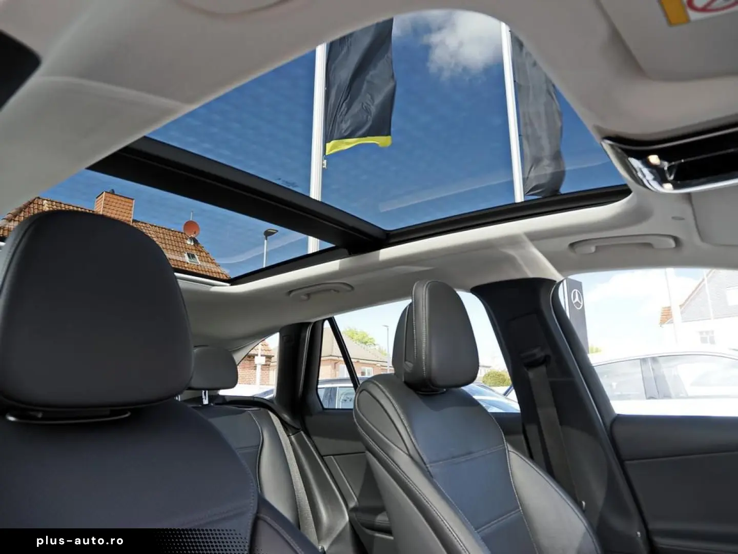 MERCEDES-BENZ GLC 220 d 4M AVANTGARDE ADV PANO LED