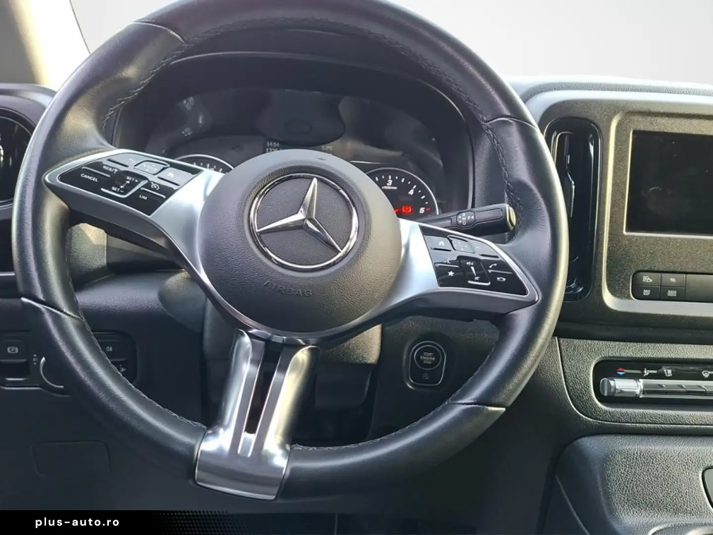 MERCEDES-BENZ VITO 116 TOURER NEUES MODELL NAVI