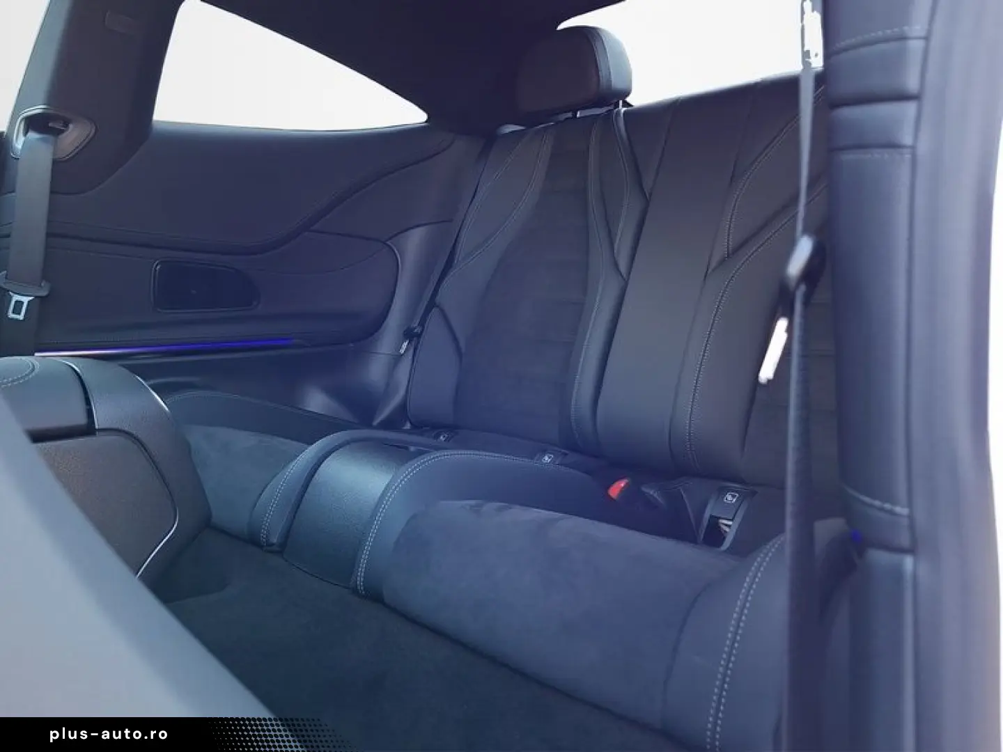 MERCEDES-BENZ CLE 200 AMG COUPÈ PANORAMA KEYLESS