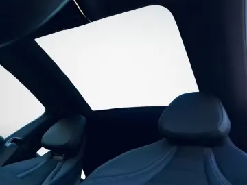 MERCEDES-BENZ CLE 200 AMG COUPÈ PANORAMA KEYLESS