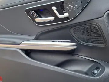 MERCEDES-BENZ CLE 200 AMG COUPÈ PANORAMA KEYLESS