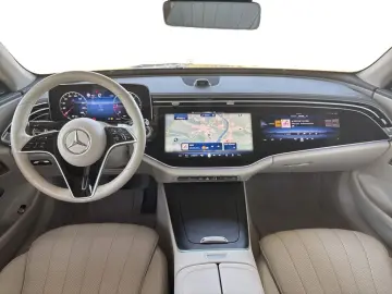 MERCEDES-BENZ E 450d 4MATIC AMG PANO 360 SUPER SOUND