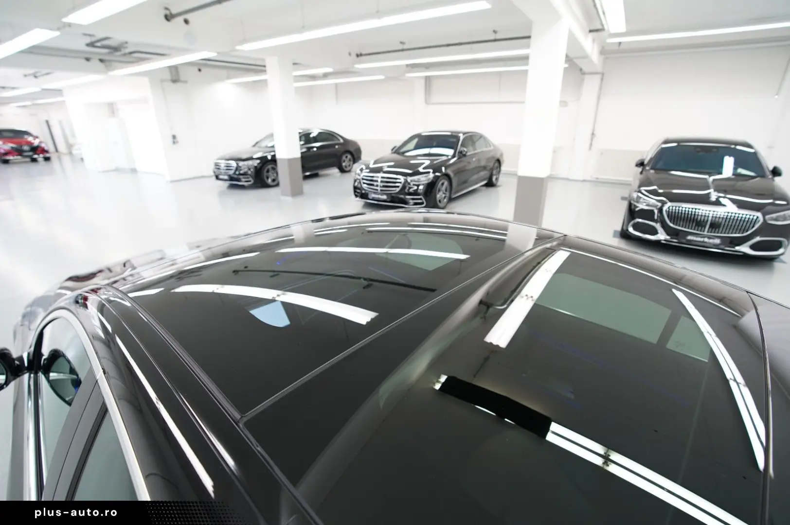 MERCEDES-BENZ E 220 d PANORAMA 2xAVANTGARDE