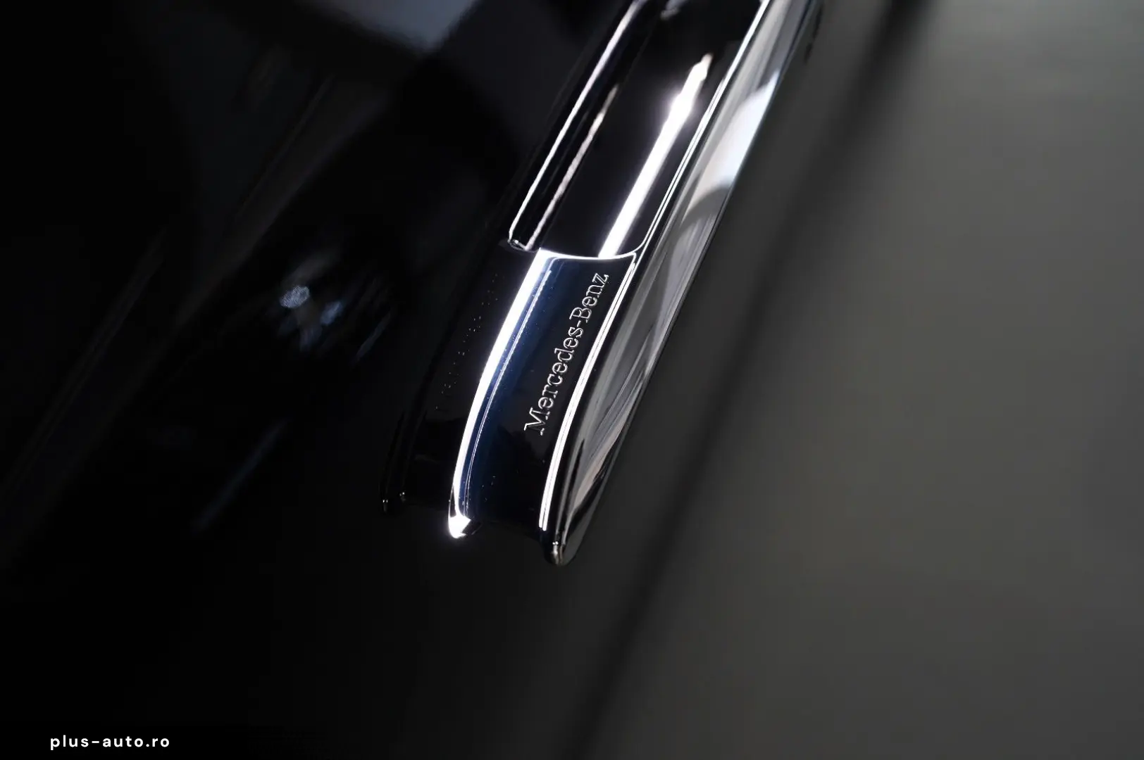 MERCEDES-BENZ E 220 d PANORAMA 2xAVANTGARDE