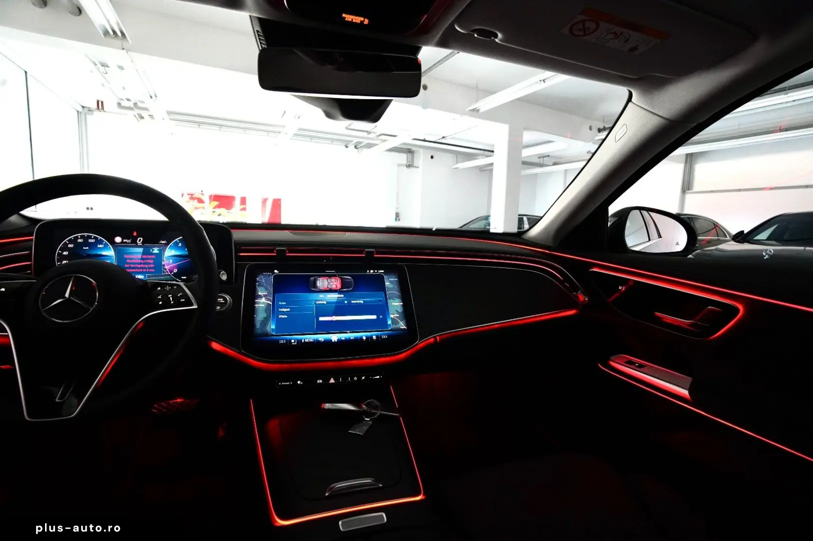 MERCEDES-BENZ E 220 d PANORAMA 2xAVANTGARDE