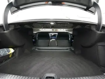 MERCEDES-BENZ E 220 d PANORAMA 2xAVANTGARDE