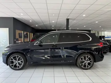 BMW X5 50e xDrive M-PAKET PANO HEADUP LUFT LASER 360