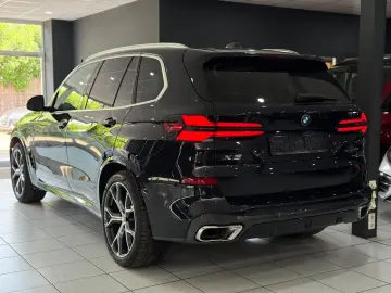 BMW X5 50e xDrive M-PAKET PANO HEADUP LUFT LASER 360