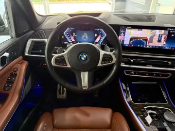 BMW X5 50e xDrive M-PAKET PANO HEADUP LUFT LASER 360