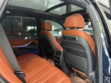 BMW X5 50e xDrive M-PAKET PANO HEADUP LUFT LASER 360