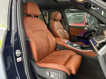 BMW X5 50e xDrive M-PAKET PANO HEADUP LUFT LASER 360