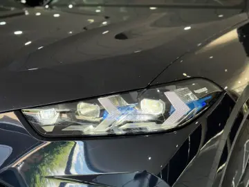 BMW X5 50e xDrive M-PAKET PANO HEADUP LUFT LASER 360