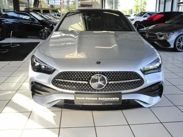 MERCEDES-BENZ CLE 200 Coupé AMG 360 CAMERA PANORAMA NIGHT