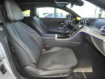 MERCEDES-BENZ CLE 200 Coupé AMG 360 CAMERA PANORAMA NIGHT